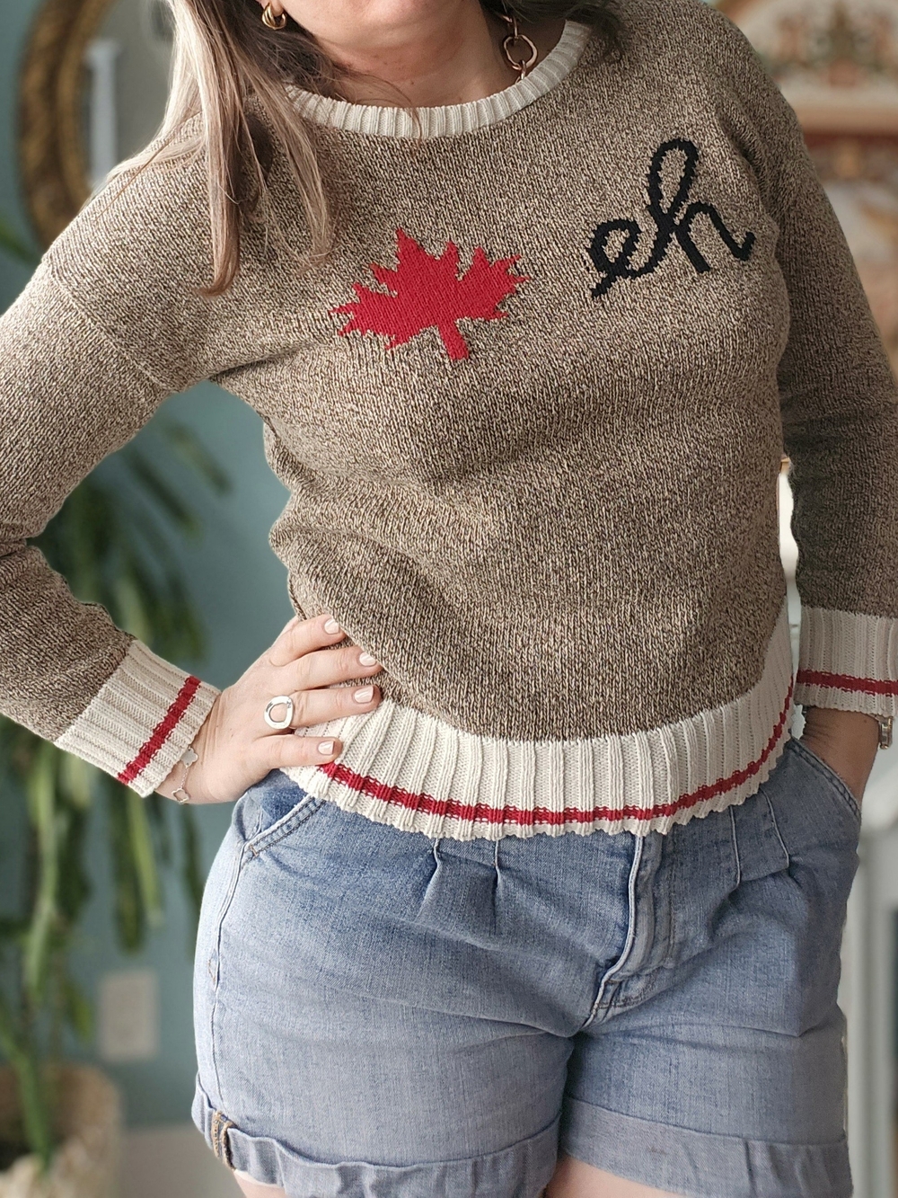 Vintage Parkhurst Tan Crewneck Sweater with Red Maple Leaf